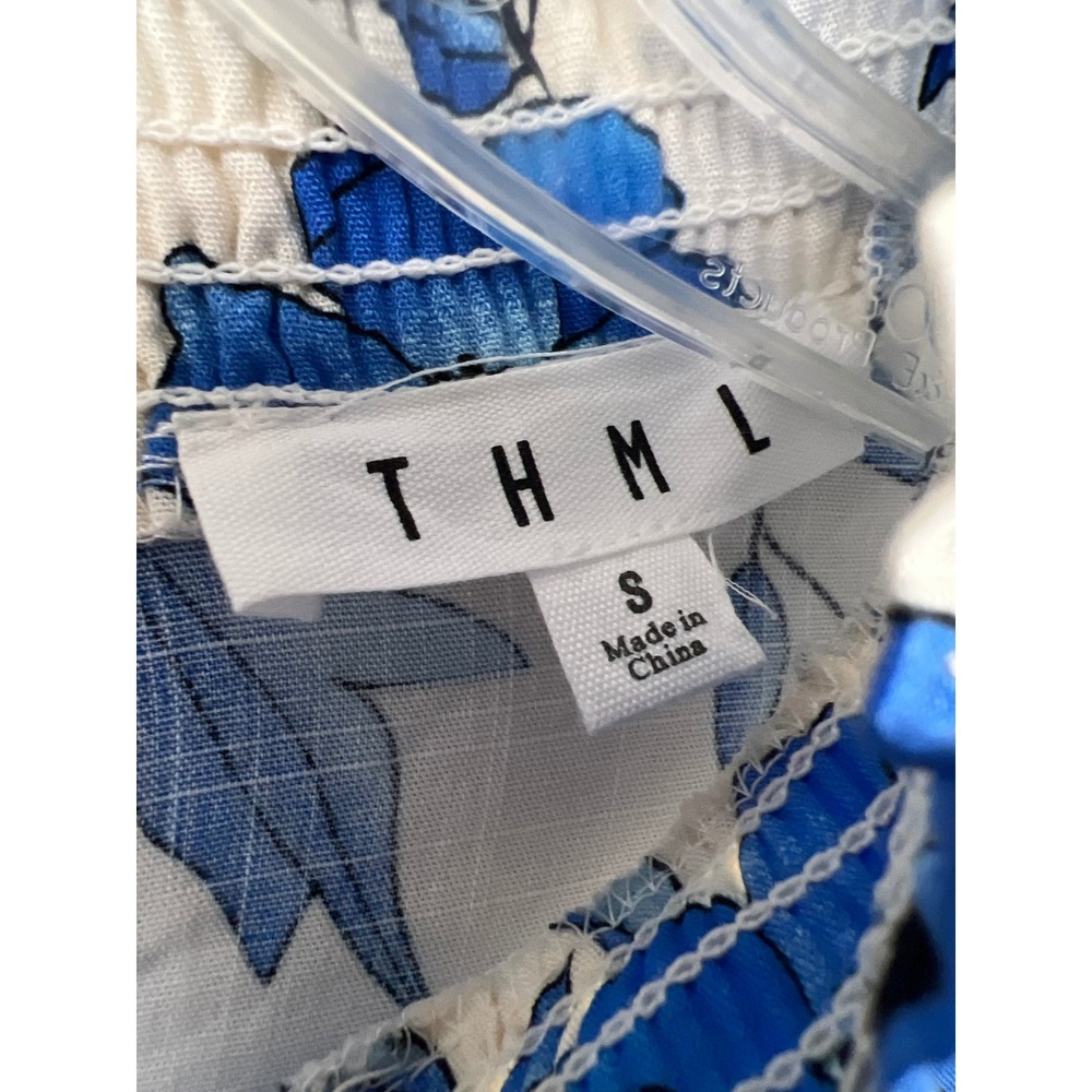 THML Floral Blouse Womens Small Blue White Ruffle Mock Neck Smocked Short Sleeve - Picture 2 of 9
